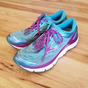 Brooks transcend 3 size 9.5 running shoes